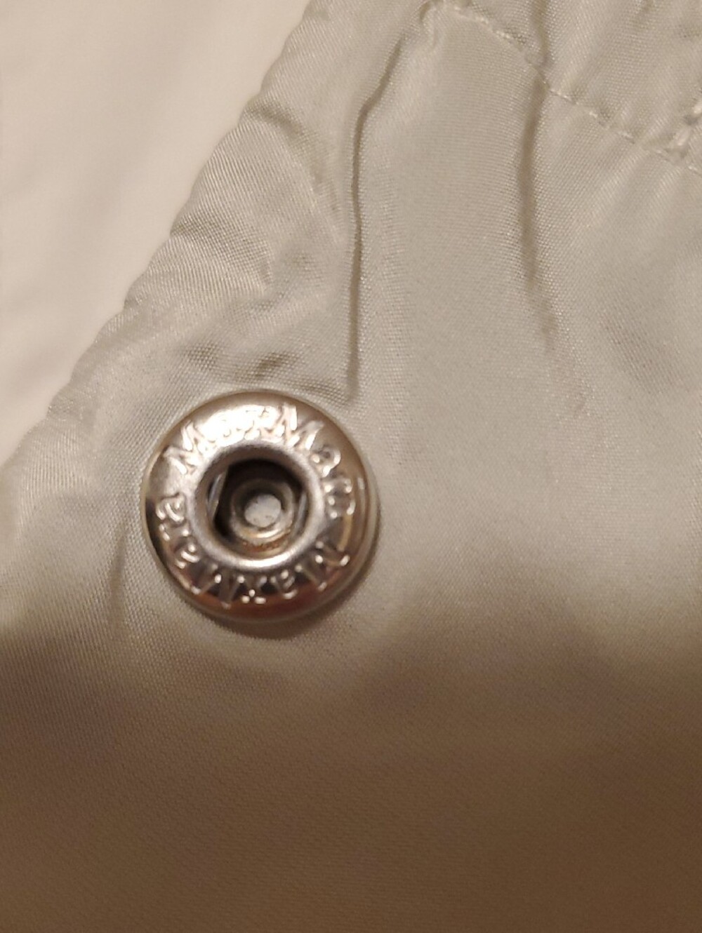 MaxMara Light Beige Drawstring Waist Rain Jacket Sz 6 Quiet Luxury Minimalist - Picture 3 of 7